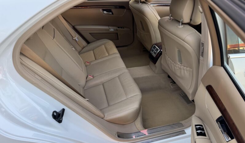 
								2010 Mercedes-Benz S550 full									