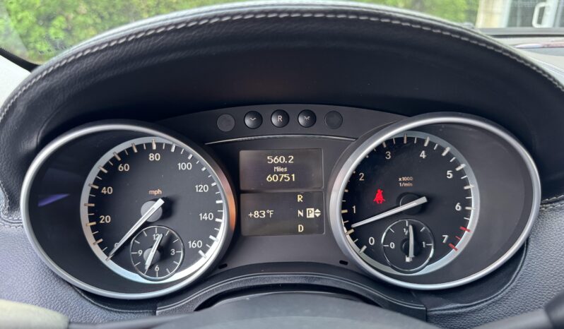 
								2011 Mercedes-Benz GL450 4MATIC full									