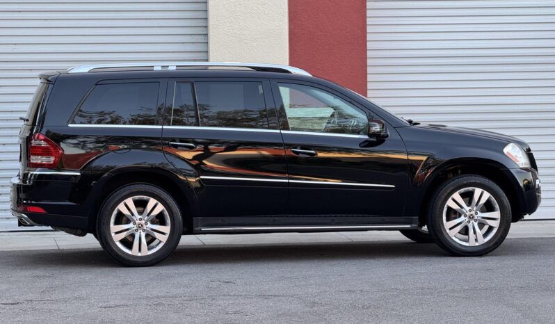 
								2011 Mercedes-Benz GL450 4MATIC full									