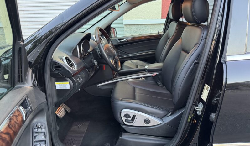 
								2011 Mercedes-Benz GL450 4MATIC full									