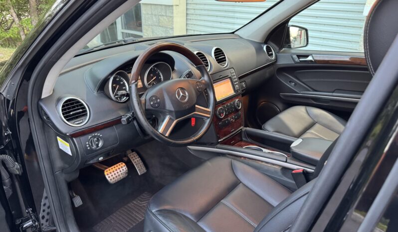 
								2011 Mercedes-Benz GL450 4MATIC full									