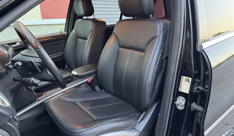 
								2011 Mercedes-Benz GL450 4MATIC full									