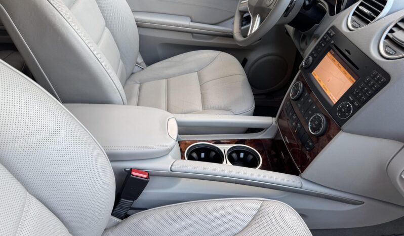 
								2011 Mercedes-Benz ML350 BlueTEC 4MATIC full									