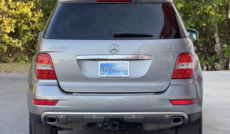 
								2011 Mercedes-Benz ML350 BlueTEC 4MATIC full									