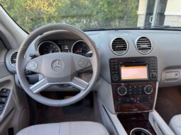 
										2011 Mercedes-Benz ML350 BlueTEC 4MATIC full									