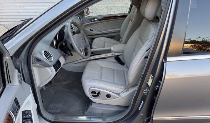
								2011 Mercedes-Benz ML350 BlueTEC 4MATIC full									