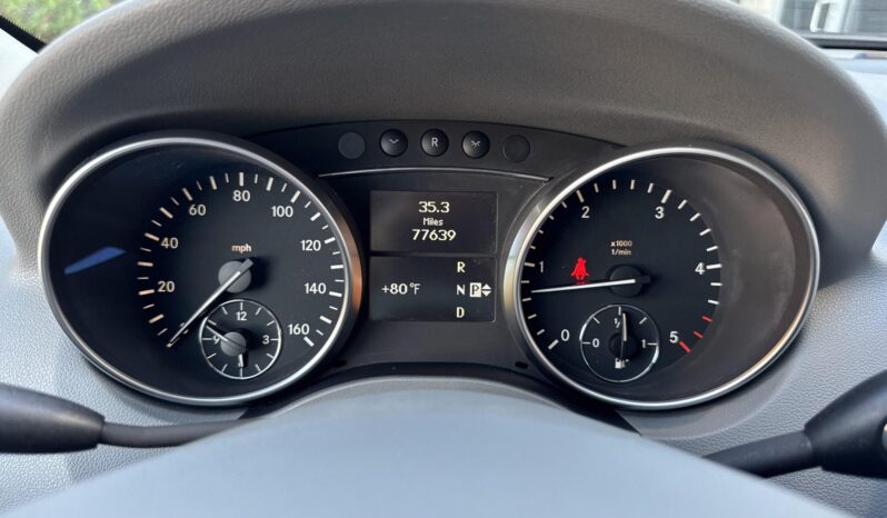 
								2011 Mercedes-Benz ML350 BlueTEC 4MATIC full									