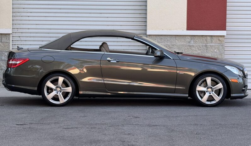 
								2012 Mercedes-Benz E550 Cabriolet full									
