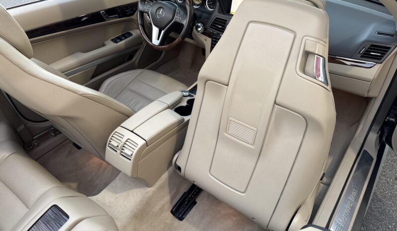 
								2012 Mercedes-Benz E550 Cabriolet full									