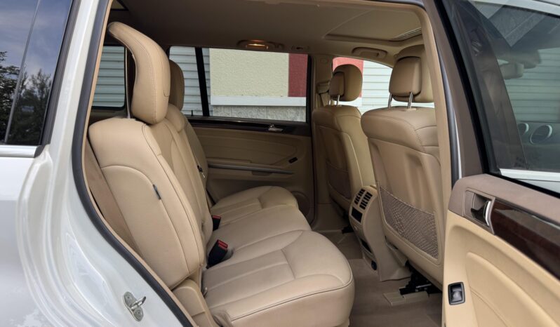 
								2012 Mercedes-Benz GL450 4MATIC full									