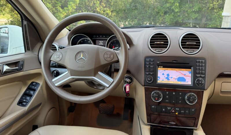 
								2012 Mercedes-Benz GL450 4MATIC full									