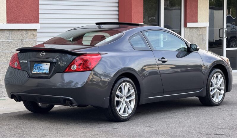 
								2012 Nissan Altima 3.5 SR Coupe 6-Speed full									