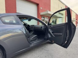 
										2012 Nissan Altima 3.5 SR Coupe 6-Speed full									