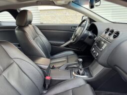 
										2012 Nissan Altima 3.5 SR Coupe 6-Speed full									