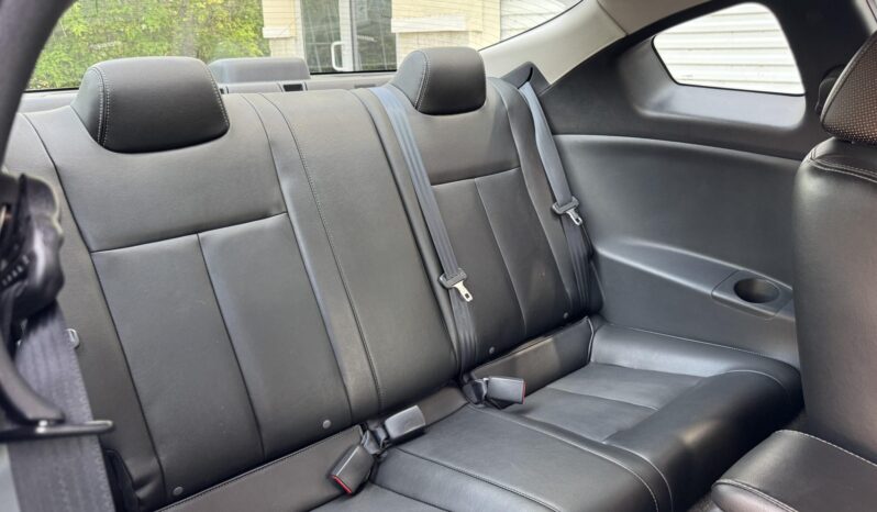
								2012 Nissan Altima 3.5 SR Coupe 6-Speed full									