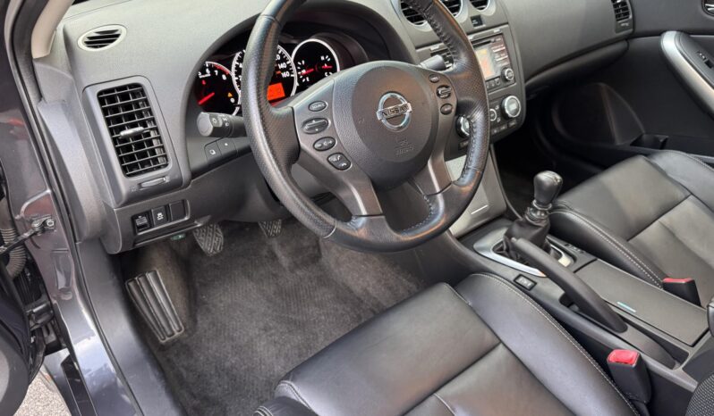 
								2012 Nissan Altima 3.5 SR Coupe 6-Speed full									
