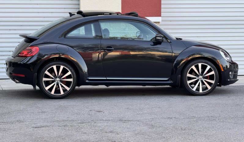 
								2013 Volkswagen Beetle Turbo full									
