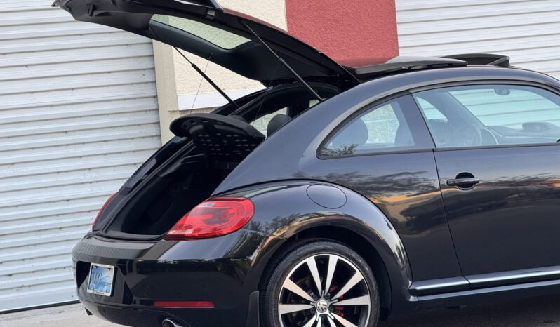 
								2013 Volkswagen Beetle Turbo full									