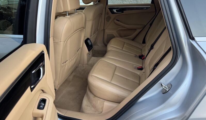 
								2015 Porsche Macan S full									
